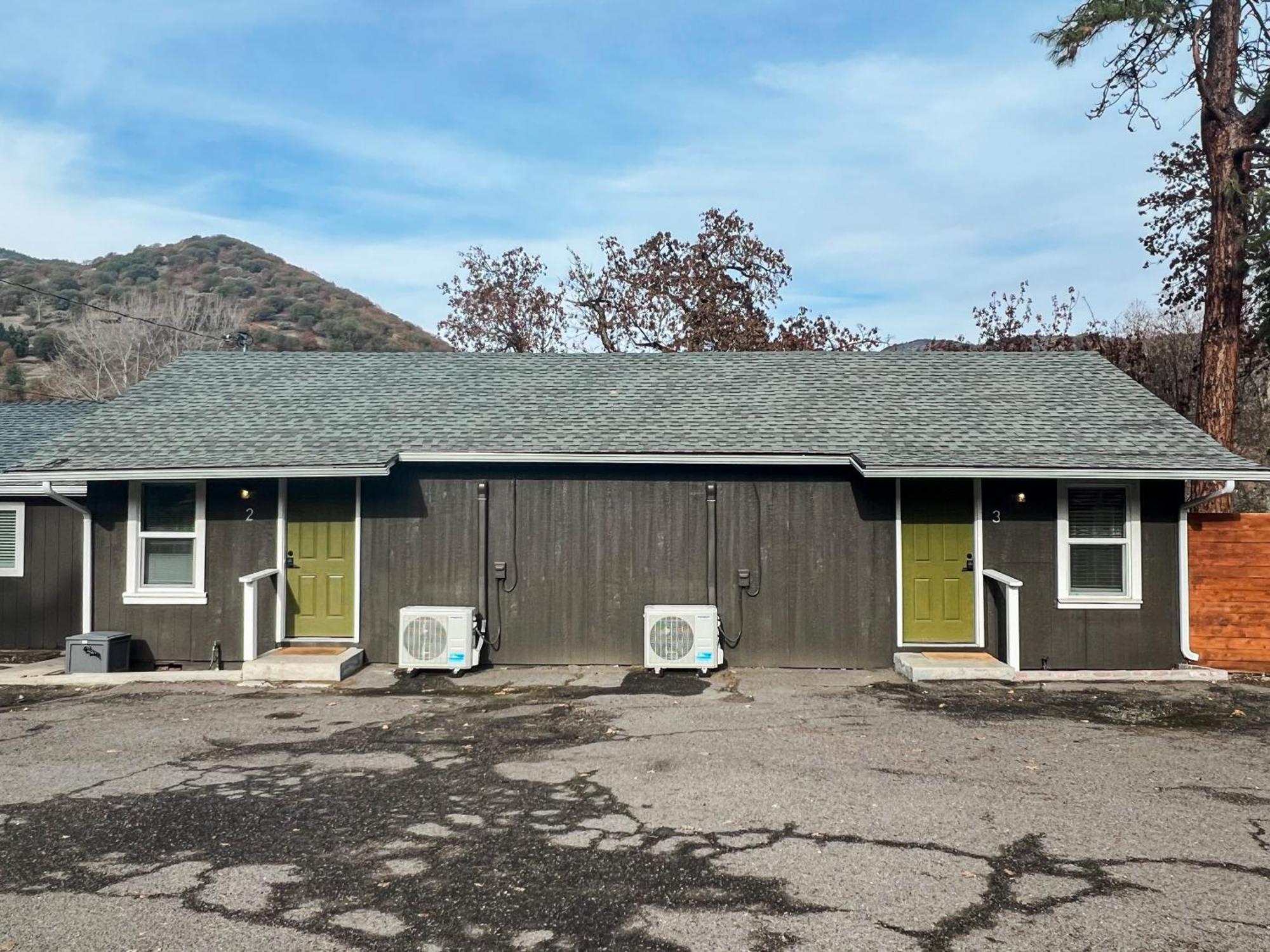 Waterfront River Apartments Rogue River 외부 사진